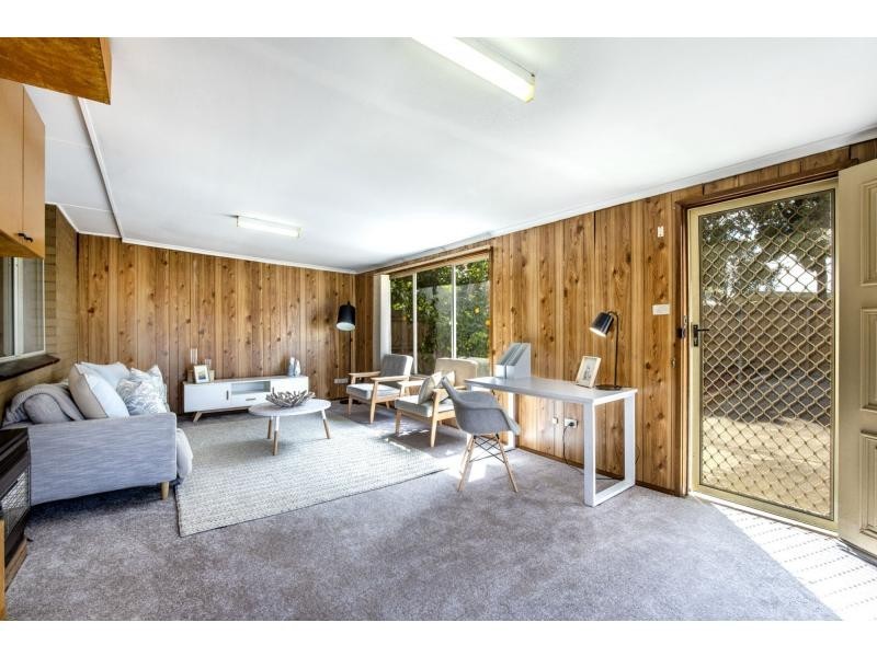 122 Prospect Drive, Keilor East VIC 3033