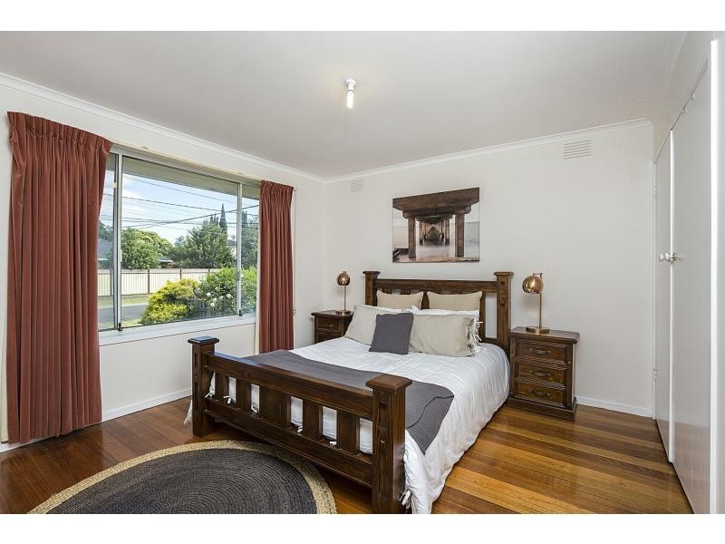 122 Prospect Drive, Keilor East VIC 3033