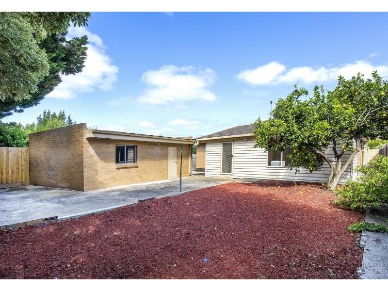 122 Prospect Drive, Keilor East VIC 3033