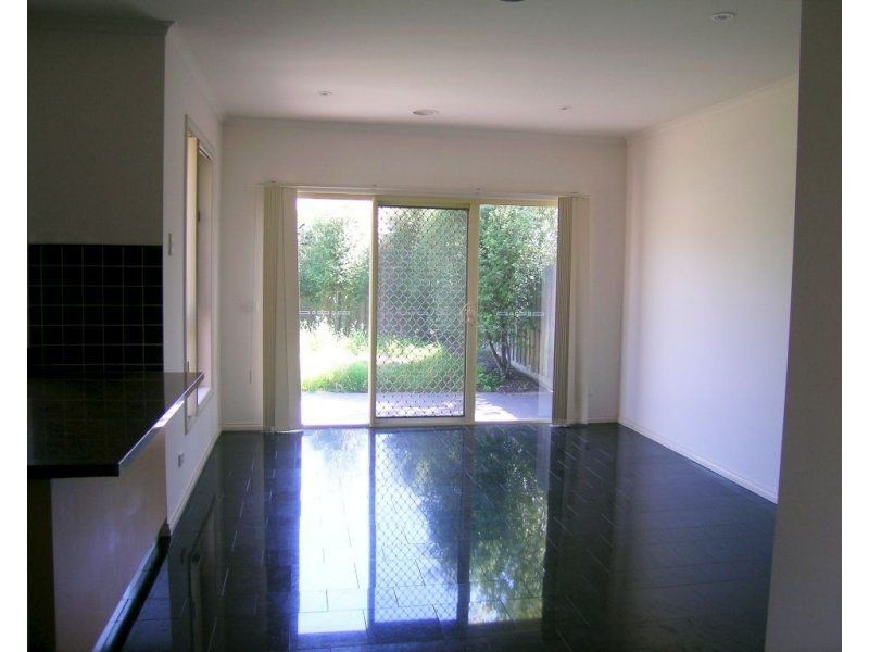 1/38 Fisher Street, Maidstone VIC 3012