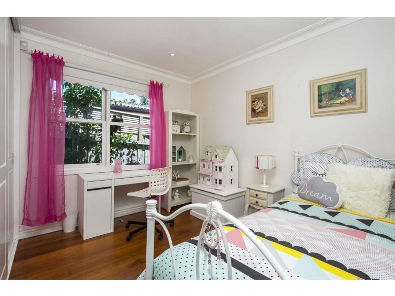 30 Thompson Street, Avondale Heights VIC 3034