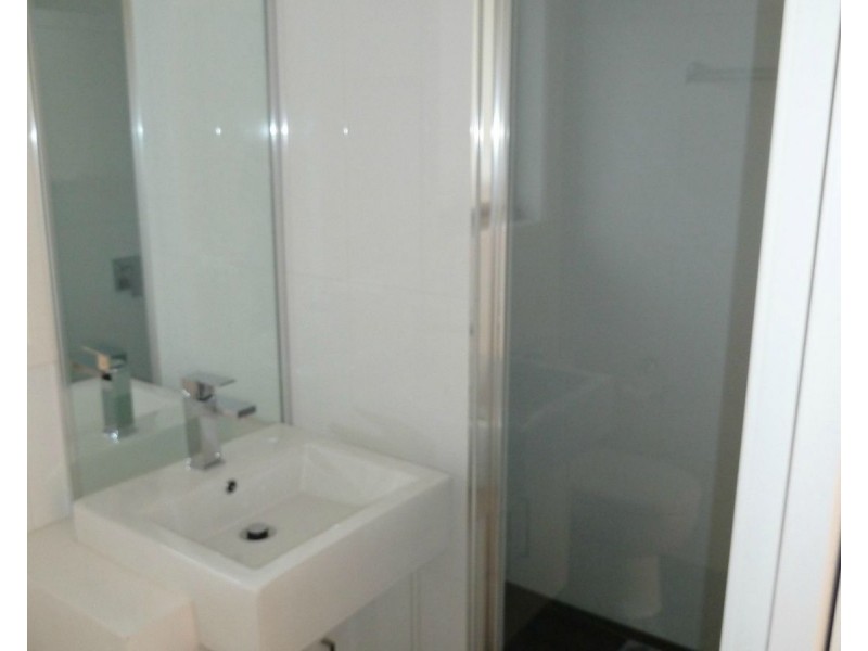 6/3-5 Nelson Court, Avondale Heights VIC 3034