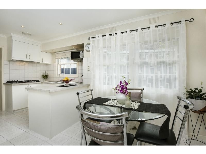 44 Parkside Avenue, Keilor East VIC 3033