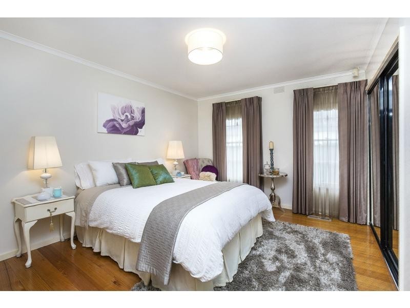 44 Parkside Avenue, Keilor East VIC 3033