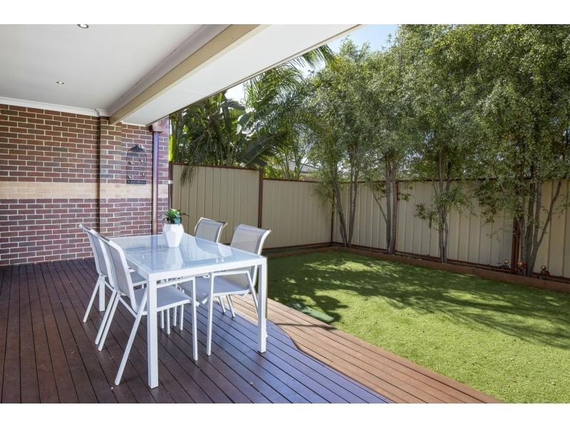 36 Wood Street, Avondale Heights VIC 3034