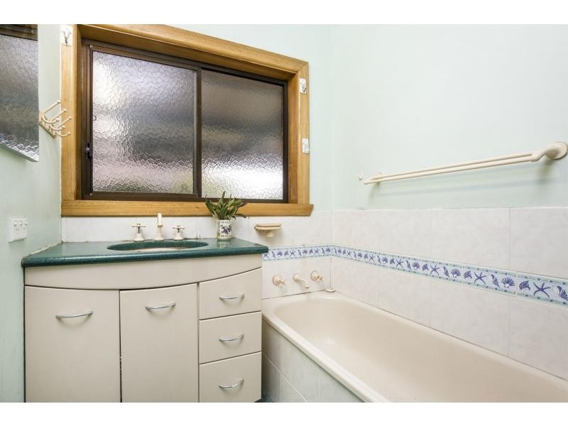 34 BROWN Street, Avondale Heights VIC 3034