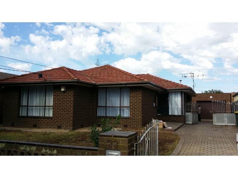 33 Belfort Street, St Albans VIC 3021