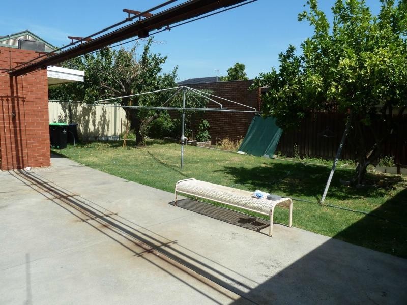 13 Regent Street, Keilor East VIC 3033