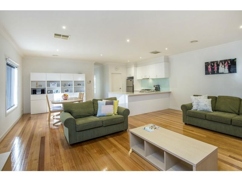 33A Deutscher Street, Avondale Heights VIC 3034