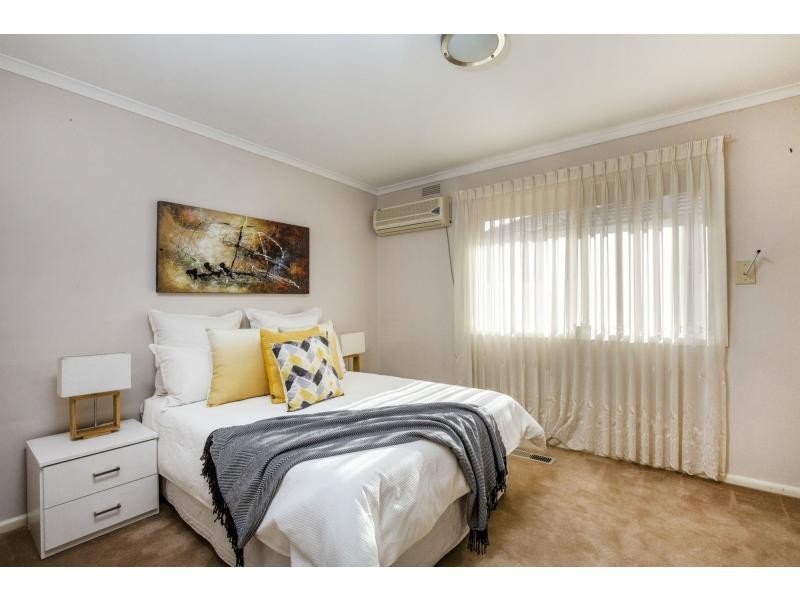 52 Prospect Drive, Keilor East VIC 3033
