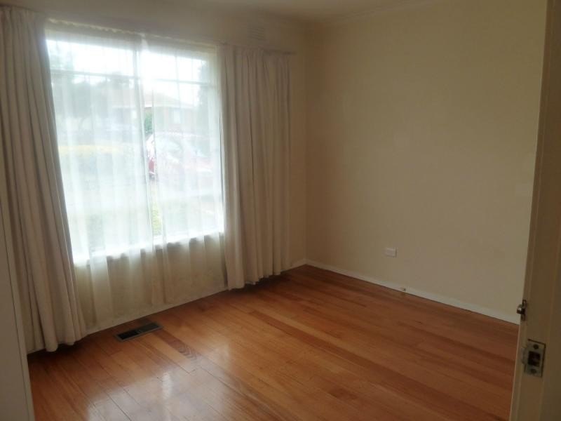 43 Brentwood, Avondale Heights VIC 3034
