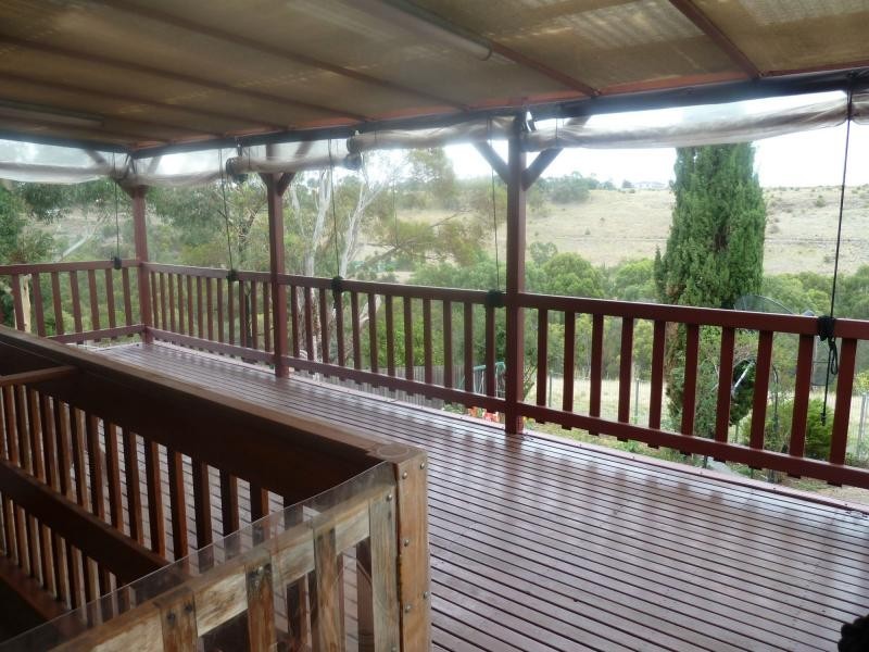 43 Brentwood, Avondale Heights VIC 3034