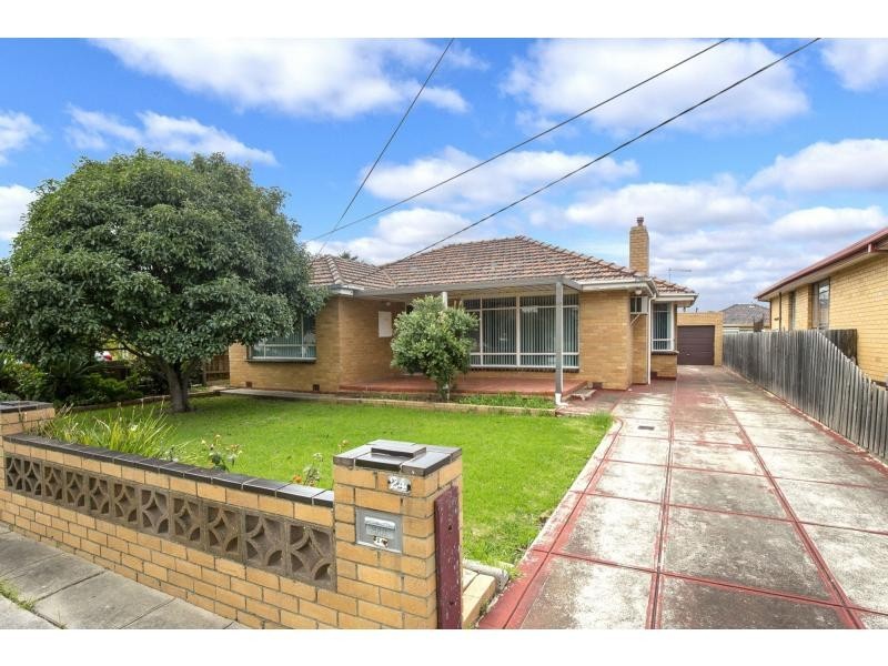 24 Doyle Street, Avondale Heights VIC 3034