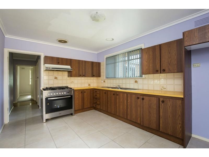 24 Doyle Street, Avondale Heights VIC 3034