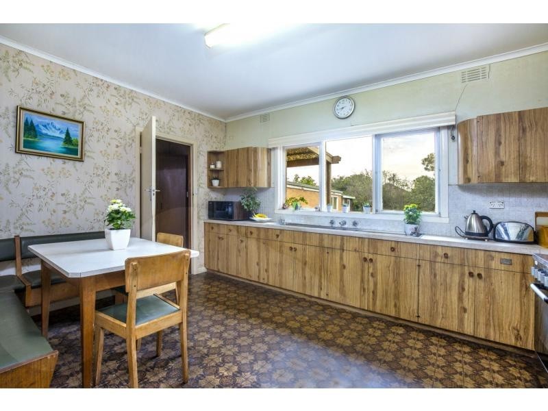 44 Alexander Street, Avondale Heights VIC 3034