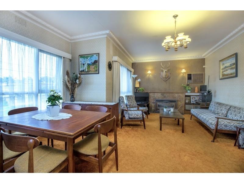 44 Alexander Street, Avondale Heights VIC 3034