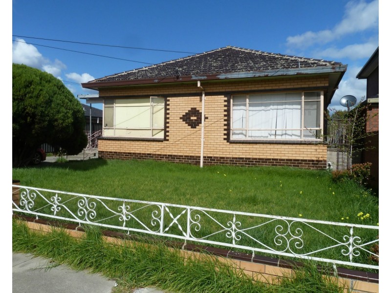 41 Wood Street, Avondale Heights VIC 3034