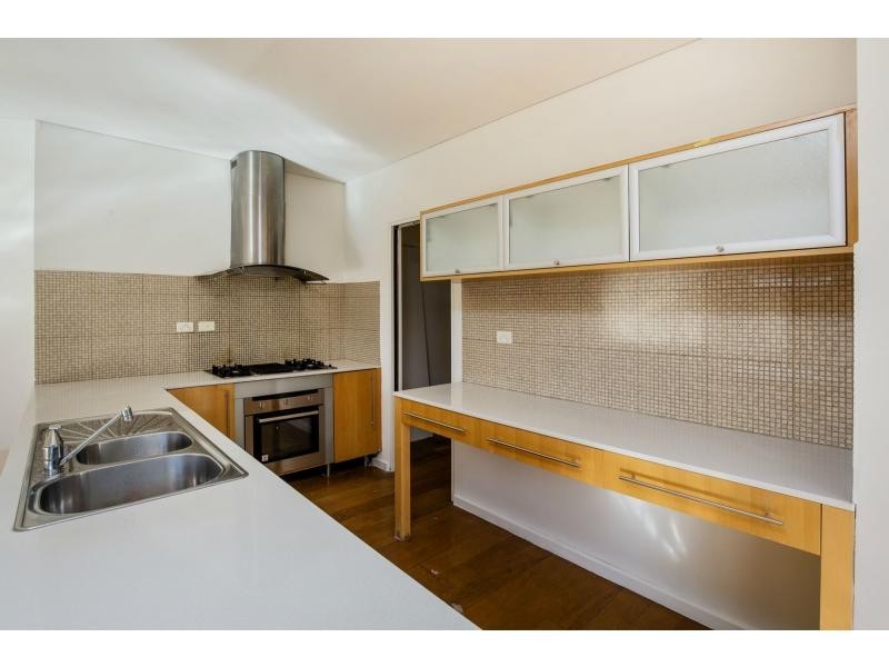 7A Downland Square, Avondale Heights VIC 3034