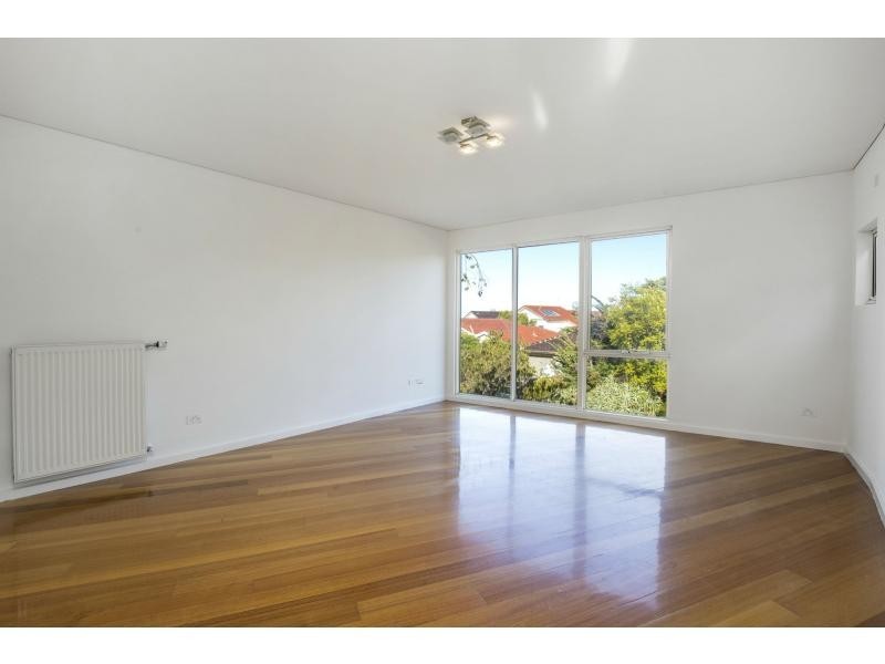 7A Downland Square, Avondale Heights VIC 3034