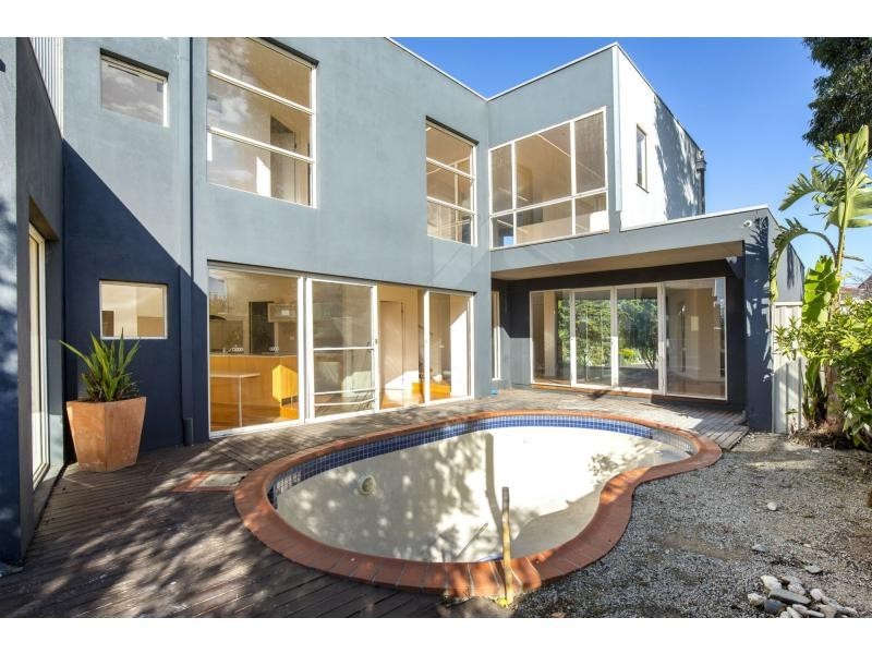 7A Downland Square, Avondale Heights VIC 3034