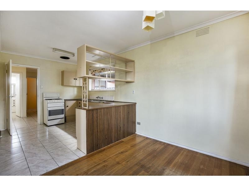 29 Brentwood Drive, Avondale Heights VIC 3034