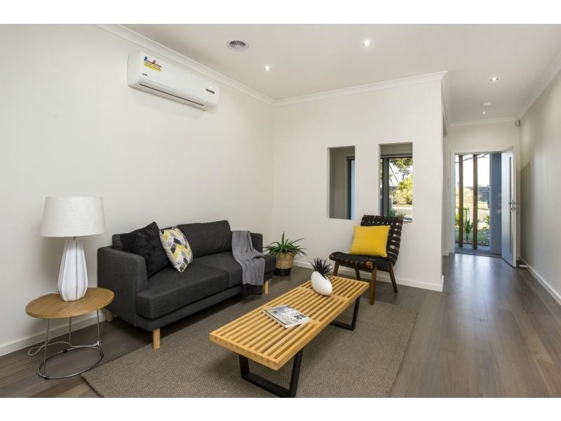 1/580 Fullarton Road, Keilor Park VIC 3042