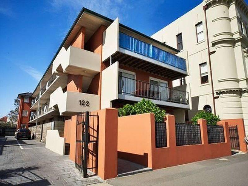 12/122 Beaconsfield Parade, Albert Park VIC 3206