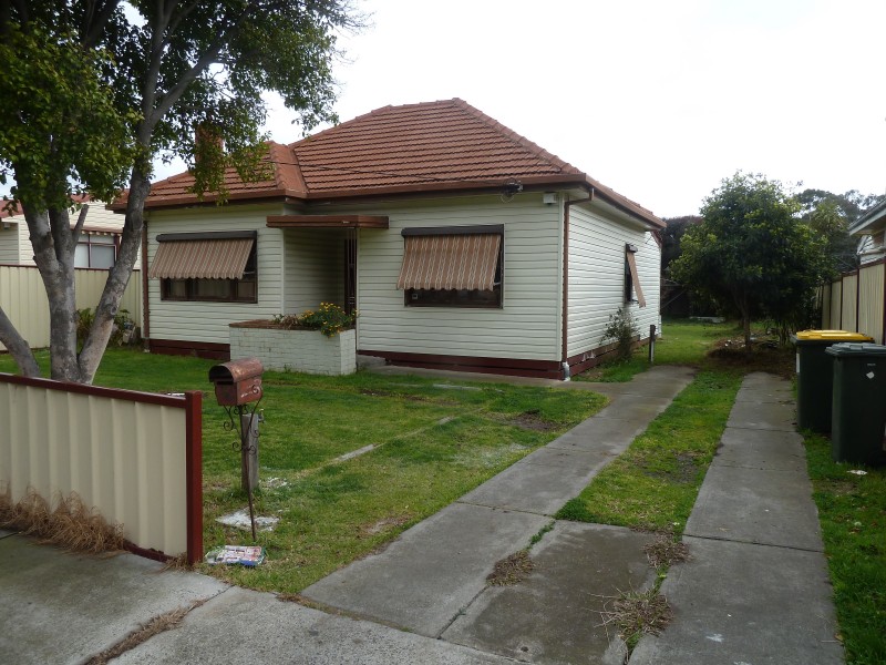 9 Taunton Street, Sunshine VIC 3020