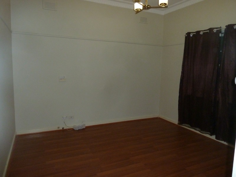 9 Taunton Street, Sunshine VIC 3020