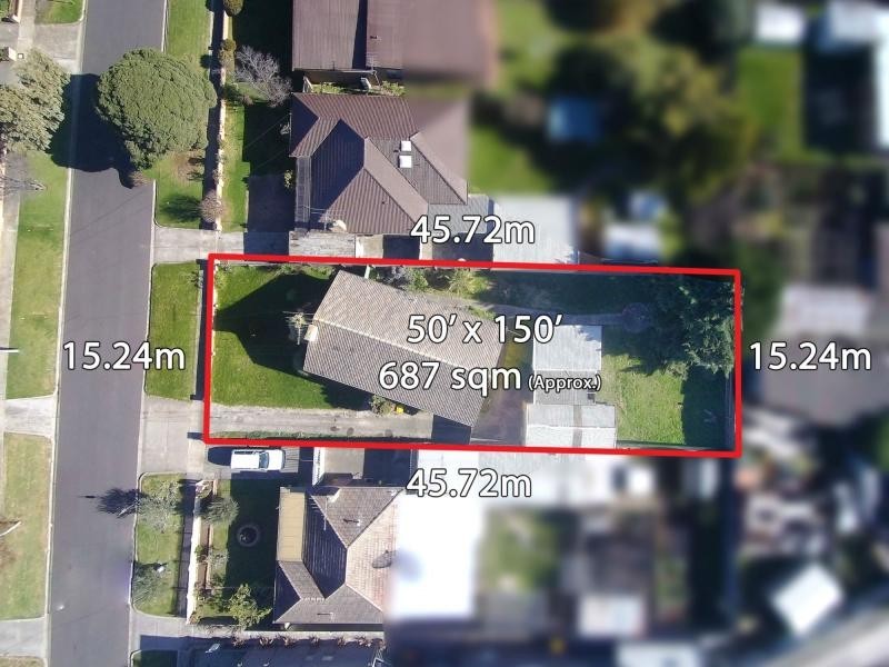 6 Riverside Avenue, Avondale Heights VIC 3034