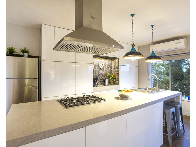 21 Thompson Street, Avondale Heights VIC 3034