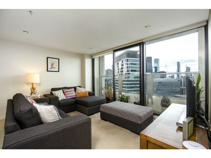 2605/100 Harbour Esplanade, Docklands VIC 3008