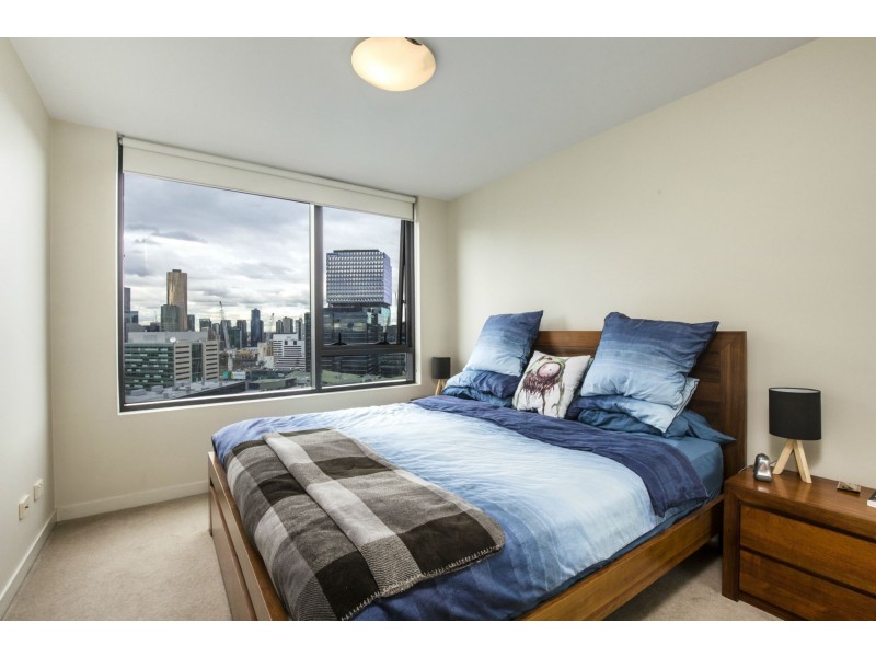 2605/100 Harbour Esplanade, Docklands VIC 3008