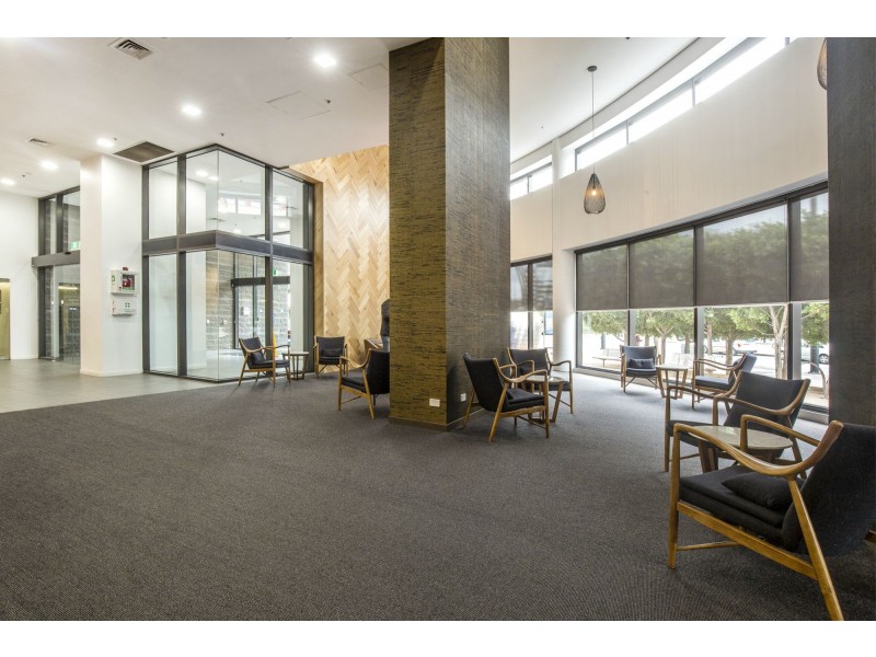 2605/100 Harbour Esplanade, Docklands VIC 3008