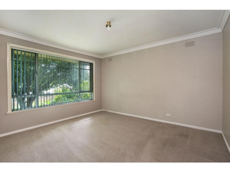 24 Doyle Street, Avondale Heights VIC 3034