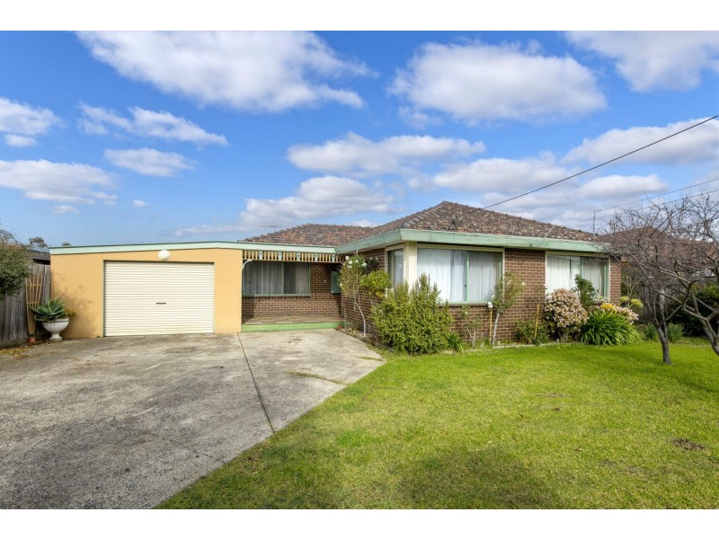 16 Allandale Drive, Deer Park VIC 3023