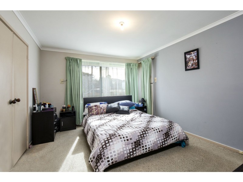 16 Allandale Drive, Deer Park VIC 3023