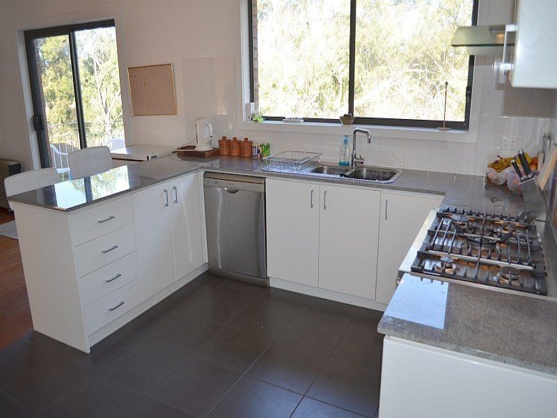 Avondale Heights VIC 3034