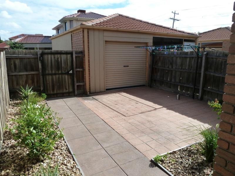 4/28 Bordeaux Street, Avondale Heights VIC 3034
