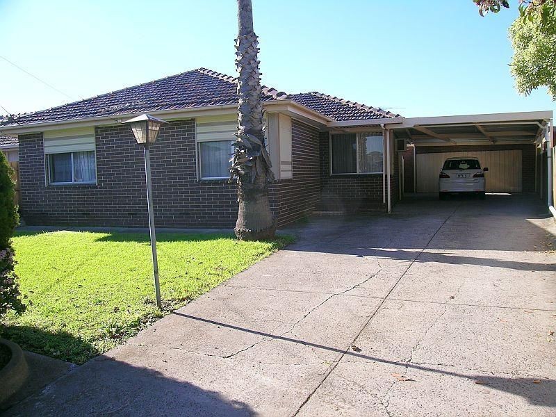 6 Rostella Crescent, Keilor East VIC 3033