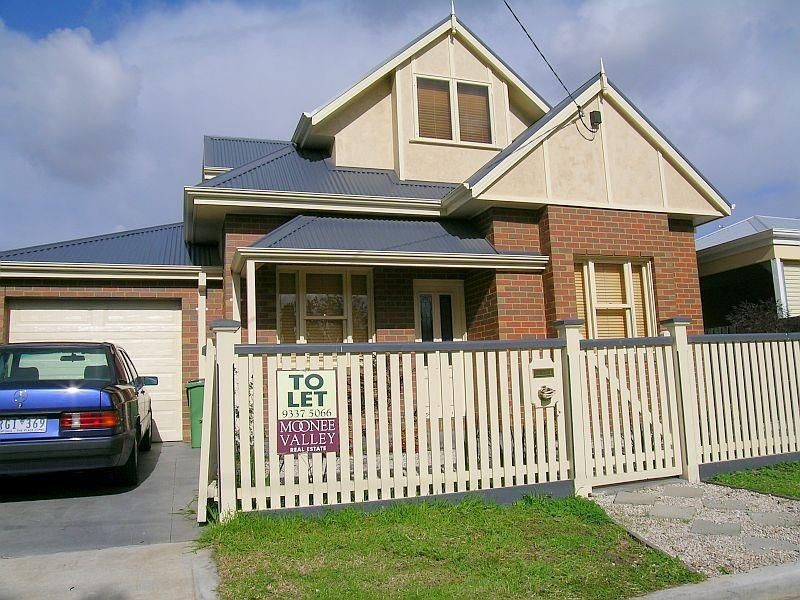 2 Oxford Street, Footscray VIC 3011