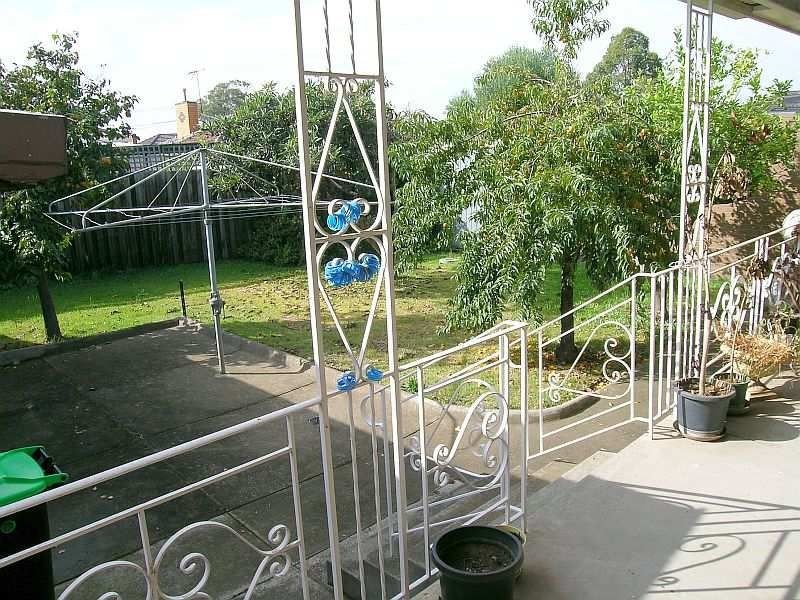 302 Milleara Road, Avondale Heights VIC 3034