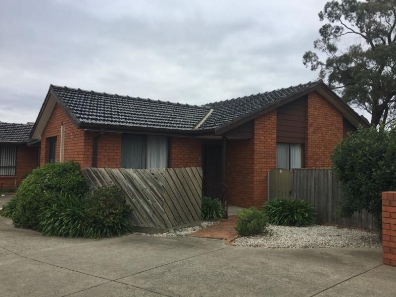 Unit 9/2-4 Carmyle Court, Avondale Heights VIC 3034