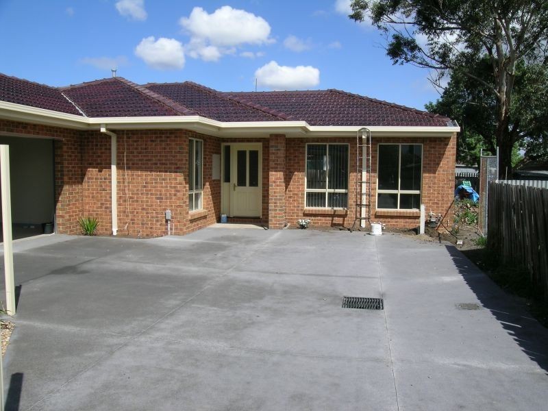 Villa 2/45 Wood Street, Avondale Heights VIC 3034