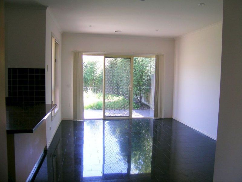 1/38 Fisher Street, Maidstone VIC 3012