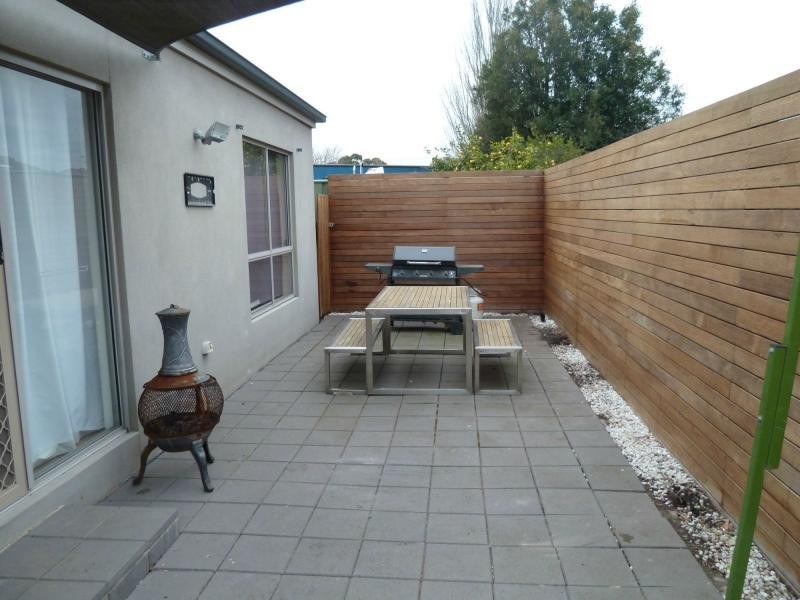 64A Deutscher Street, Avondale Heights VIC 3034