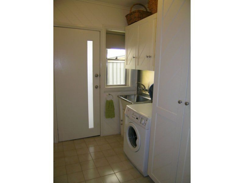 Avondale Heights VIC 3034