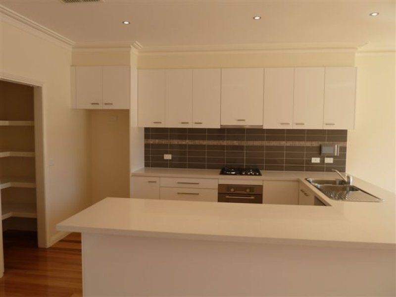 32A Wood Street, Avondale Heights VIC 3034