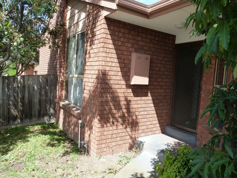 3/30 Hampton Road, Essendon West VIC 3040