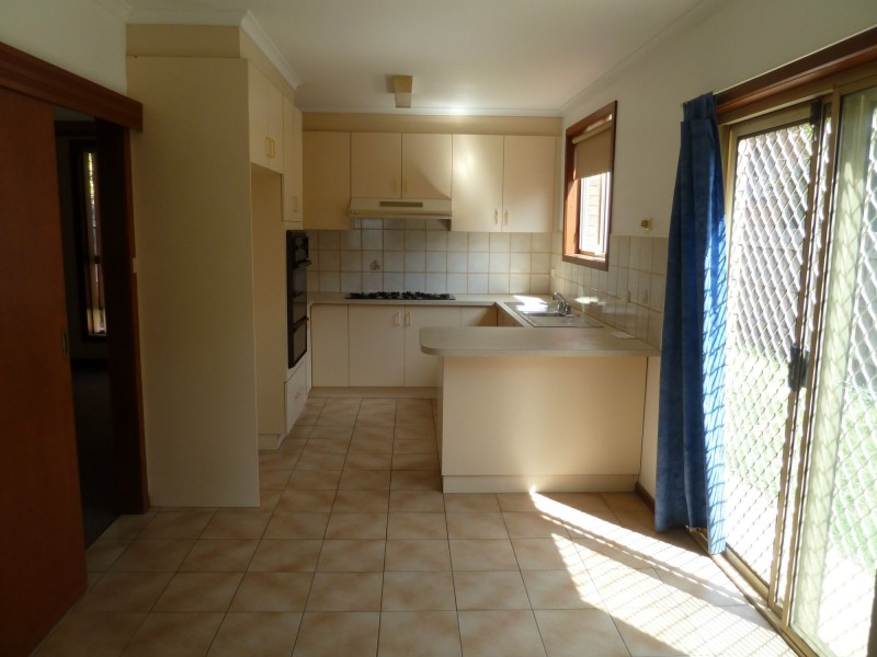 3/30 Hampton Road, Essendon West VIC 3040